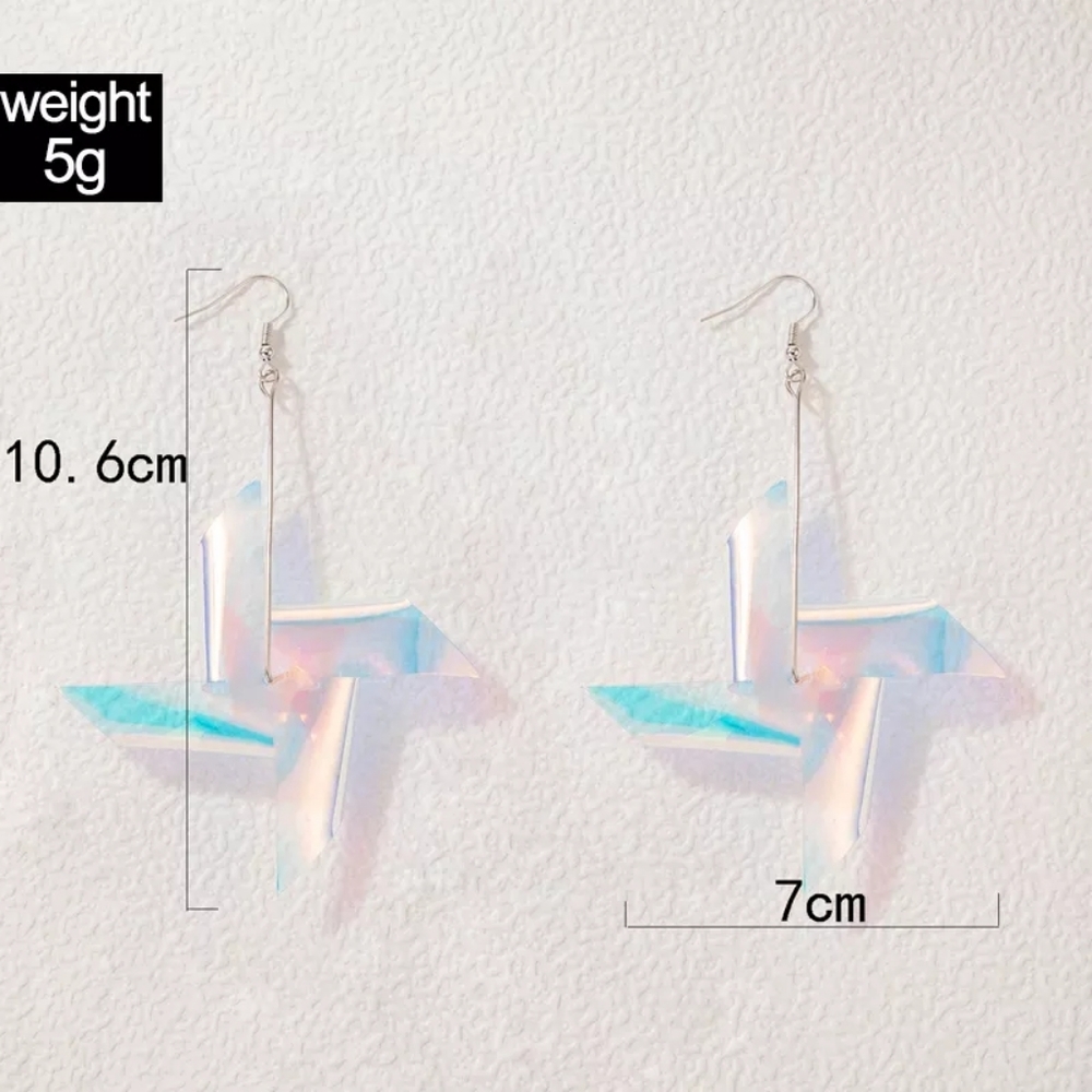 SOLD!! NWT Adorable Boho Blue Iridescent Pinwheel Earrings!! - Picture 3 of 7